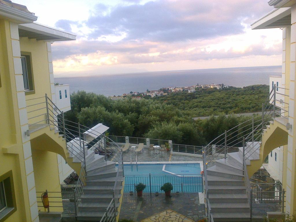 Orizontas Residencies Aparthotel Kastrosikia Cameră foto